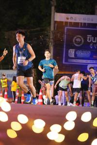 BIB: 42195, 407
                            <button type="button" onclick="openModal(14144315)" class="btn btn-primary btn-sm float-right btn-popup" data-toggle="modal" data-target=".modal-high-quality">
                        <i class="fas fa-shopping-cart"></i> Add to Cart
                    </button>
                                            <button type="button" onclick="isThisMe(14144315, true)" class="btn btn-success btn-sm float-right btn-popup btn-isme hidden" data-toggle="tooltip" data-placement="bottom" title="นี่คือรูปของคุณใช่ไหม คลิกที่นี่เพื่อเอาเข้าอัลบั้ม">
                        <i class="fas fa-plus"></i> Add to album
                    </button>
                    <button type="button" onclick="isThisMe(14144315, false)" class="btn btn-warning btn-sm float-right btn-popup btn-isnotme hidden">
                        <i class="fas fa-ban"></i> Remove from album
                    </button>