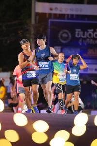 BIB: 460, 
                            <button type="button" onclick="openModal(14173718)" class="btn btn-primary btn-sm float-right btn-popup" data-toggle="modal" data-target=".modal-high-quality">
                        <i class="fas fa-shopping-cart"></i> Add to Cart
                    </button>
                                            <button type="button" onclick="isThisMe(14173718, true)" class="btn btn-success btn-sm float-right btn-popup btn-isme hidden" data-toggle="tooltip" data-placement="bottom" title="นี่คือรูปของคุณใช่ไหม คลิกที่นี่เพื่อเอาเข้าอัลบั้ม">
                        <i class="fas fa-plus"></i> Add to album
                    </button>
                    <button type="button" onclick="isThisMe(14173718, false)" class="btn btn-warning btn-sm float-right btn-popup btn-isnotme hidden">
                        <i class="fas fa-ban"></i> Remove from album
                    </button>