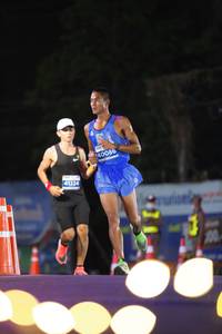 BIB: 40086, 41224
                            <button type="button" onclick="openModal(14140585)" class="btn btn-primary btn-sm float-right btn-popup" data-toggle="modal" data-target=".modal-high-quality">
                        <i class="fas fa-shopping-cart"></i> Add to Cart
                    </button>
                                            <button type="button" onclick="isThisMe(14140585, true)" class="btn btn-success btn-sm float-right btn-popup btn-isme hidden" data-toggle="tooltip" data-placement="bottom" title="นี่คือรูปของคุณใช่ไหม คลิกที่นี่เพื่อเอาเข้าอัลบั้ม">
                        <i class="fas fa-plus"></i> Add to album
                    </button>
                    <button type="button" onclick="isThisMe(14140585, false)" class="btn btn-warning btn-sm float-right btn-popup btn-isnotme hidden">
                        <i class="fas fa-ban"></i> Remove from album
                    </button>