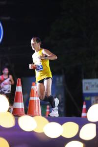 BIB: 1886
                            <button type="button" onclick="openModal(14138444)" class="btn btn-primary btn-sm float-right btn-popup" data-toggle="modal" data-target=".modal-high-quality">
                        <i class="fas fa-shopping-cart"></i> Add to Cart
                    </button>
                                            <button type="button" onclick="isThisMe(14138444, true)" class="btn btn-success btn-sm float-right btn-popup btn-isme hidden" data-toggle="tooltip" data-placement="bottom" title="นี่คือรูปของคุณใช่ไหม คลิกที่นี่เพื่อเอาเข้าอัลบั้ม">
                        <i class="fas fa-plus"></i> Add to album
                    </button>
                    <button type="button" onclick="isThisMe(14138444, false)" class="btn btn-warning btn-sm float-right btn-popup btn-isnotme hidden">
                        <i class="fas fa-ban"></i> Remove from album
                    </button>