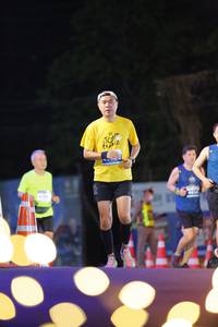 BIB: 478
                            <button type="button" onclick="openModal(14186631)" class="btn btn-primary btn-sm float-right btn-popup" data-toggle="modal" data-target=".modal-high-quality">
                        <i class="fas fa-shopping-cart"></i> Add to Cart
                    </button>
                                            <button type="button" onclick="isThisMe(14186631, true)" class="btn btn-success btn-sm float-right btn-popup btn-isme hidden" data-toggle="tooltip" data-placement="bottom" title="นี่คือรูปของคุณใช่ไหม คลิกที่นี่เพื่อเอาเข้าอัลบั้ม">
                        <i class="fas fa-plus"></i> Add to album
                    </button>
                    <button type="button" onclick="isThisMe(14186631, false)" class="btn btn-warning btn-sm float-right btn-popup btn-isnotme hidden">
                        <i class="fas fa-ban"></i> Remove from album
                    </button>