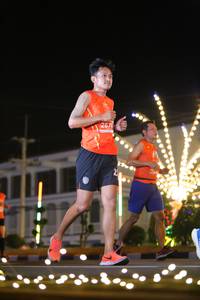 BIB: 267
                            <button type="button" onclick="openModal(14753869)" class="btn btn-primary btn-sm float-right btn-popup" data-toggle="modal" data-target=".modal-high-quality">
                        <i class="fas fa-shopping-cart"></i> Add to Cart
                    </button>
                                            <button type="button" onclick="isThisMe(14753869, true)" class="btn btn-success btn-sm float-right btn-popup btn-isme hidden" data-toggle="tooltip" data-placement="bottom" title="นี่คือรูปของคุณใช่ไหม คลิกที่นี่เพื่อเอาเข้าอัลบั้ม">
                        <i class="fas fa-plus"></i> Add to album
                    </button>
                    <button type="button" onclick="isThisMe(14753869, false)" class="btn btn-warning btn-sm float-right btn-popup btn-isnotme hidden">
                        <i class="fas fa-ban"></i> Remove from album
                    </button>