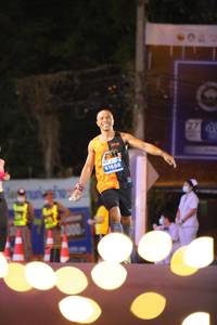 BIB: 41688
                            <button type="button" onclick="openModal(14138856)" class="btn btn-primary btn-sm float-right btn-popup" data-toggle="modal" data-target=".modal-high-quality">
                        <i class="fas fa-shopping-cart"></i> Add to Cart
                    </button>
                                            <button type="button" onclick="isThisMe(14138856, true)" class="btn btn-success btn-sm float-right btn-popup btn-isme hidden" data-toggle="tooltip" data-placement="bottom" title="นี่คือรูปของคุณใช่ไหม คลิกที่นี่เพื่อเอาเข้าอัลบั้ม">
                        <i class="fas fa-plus"></i> Add to album
                    </button>
                    <button type="button" onclick="isThisMe(14138856, false)" class="btn btn-warning btn-sm float-right btn-popup btn-isnotme hidden">
                        <i class="fas fa-ban"></i> Remove from album
                    </button>