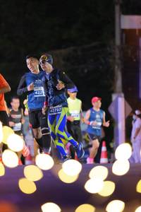 BIB: 422, 45799
                            <button type="button" onclick="openModal(14156687)" class="btn btn-primary btn-sm float-right btn-popup" data-toggle="modal" data-target=".modal-high-quality">
                        <i class="fas fa-shopping-cart"></i> Add to Cart
                    </button>
                                            <button type="button" onclick="isThisMe(14156687, true)" class="btn btn-success btn-sm float-right btn-popup btn-isme hidden" data-toggle="tooltip" data-placement="bottom" title="นี่คือรูปของคุณใช่ไหม คลิกที่นี่เพื่อเอาเข้าอัลบั้ม">
                        <i class="fas fa-plus"></i> Add to album
                    </button>
                    <button type="button" onclick="isThisMe(14156687, false)" class="btn btn-warning btn-sm float-right btn-popup btn-isnotme hidden">
                        <i class="fas fa-ban"></i> Remove from album
                    </button>