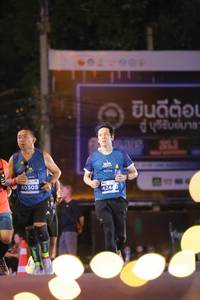 BIB: 010070, 40305, 424
                            <button type="button" onclick="openModal(14187490)" class="btn btn-primary btn-sm float-right btn-popup" data-toggle="modal" data-target=".modal-high-quality">
                        <i class="fas fa-shopping-cart"></i> Add to Cart
                    </button>
                                            <button type="button" onclick="isThisMe(14187490, true)" class="btn btn-success btn-sm float-right btn-popup btn-isme hidden" data-toggle="tooltip" data-placement="bottom" title="นี่คือรูปของคุณใช่ไหม คลิกที่นี่เพื่อเอาเข้าอัลบั้ม">
                        <i class="fas fa-plus"></i> Add to album
                    </button>
                    <button type="button" onclick="isThisMe(14187490, false)" class="btn btn-warning btn-sm float-right btn-popup btn-isnotme hidden">
                        <i class="fas fa-ban"></i> Remove from album
                    </button>