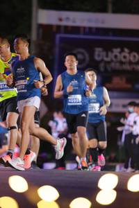 BIB: 0900, 814, 1811, 45955
                            <button type="button" onclick="openModal(14168194)" class="btn btn-primary btn-sm float-right btn-popup" data-toggle="modal" data-target=".modal-high-quality">
                        <i class="fas fa-shopping-cart"></i> Add to Cart
                    </button>
                                            <button type="button" onclick="isThisMe(14168194, true)" class="btn btn-success btn-sm float-right btn-popup btn-isme hidden" data-toggle="tooltip" data-placement="bottom" title="นี่คือรูปของคุณใช่ไหม คลิกที่นี่เพื่อเอาเข้าอัลบั้ม">
                        <i class="fas fa-plus"></i> Add to album
                    </button>
                    <button type="button" onclick="isThisMe(14168194, false)" class="btn btn-warning btn-sm float-right btn-popup btn-isnotme hidden">
                        <i class="fas fa-ban"></i> Remove from album
                    </button>