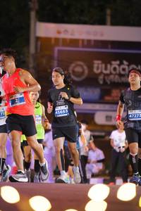 BIB: 45663, 47273
                            <button type="button" onclick="openModal(14173198)" class="btn btn-primary btn-sm float-right btn-popup" data-toggle="modal" data-target=".modal-high-quality">
                        <i class="fas fa-shopping-cart"></i> Add to Cart
                    </button>
                                            <button type="button" onclick="isThisMe(14173198, true)" class="btn btn-success btn-sm float-right btn-popup btn-isme hidden" data-toggle="tooltip" data-placement="bottom" title="นี่คือรูปของคุณใช่ไหม คลิกที่นี่เพื่อเอาเข้าอัลบั้ม">
                        <i class="fas fa-plus"></i> Add to album
                    </button>
                    <button type="button" onclick="isThisMe(14173198, false)" class="btn btn-warning btn-sm float-right btn-popup btn-isnotme hidden">
                        <i class="fas fa-ban"></i> Remove from album
                    </button>