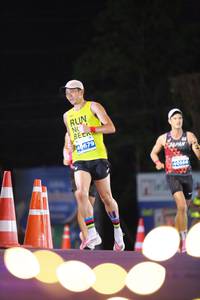 BIB: 679
                            <button type="button" onclick="openModal(14138977)" class="btn btn-primary btn-sm float-right btn-popup" data-toggle="modal" data-target=".modal-high-quality">
                        <i class="fas fa-shopping-cart"></i> Add to Cart
                    </button>
                                            <button type="button" onclick="isThisMe(14138977, true)" class="btn btn-success btn-sm float-right btn-popup btn-isme hidden" data-toggle="tooltip" data-placement="bottom" title="นี่คือรูปของคุณใช่ไหม คลิกที่นี่เพื่อเอาเข้าอัลบั้ม">
                        <i class="fas fa-plus"></i> Add to album
                    </button>
                    <button type="button" onclick="isThisMe(14138977, false)" class="btn btn-warning btn-sm float-right btn-popup btn-isnotme hidden">
                        <i class="fas fa-ban"></i> Remove from album
                    </button>