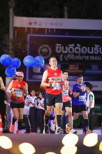 BIB: 454
                            <button type="button" onclick="openModal(14171323)" class="btn btn-primary btn-sm float-right btn-popup" data-toggle="modal" data-target=".modal-high-quality">
                        <i class="fas fa-shopping-cart"></i> Add to Cart
                    </button>
                                            <button type="button" onclick="isThisMe(14171323, true)" class="btn btn-success btn-sm float-right btn-popup btn-isme hidden" data-toggle="tooltip" data-placement="bottom" title="นี่คือรูปของคุณใช่ไหม คลิกที่นี่เพื่อเอาเข้าอัลบั้ม">
                        <i class="fas fa-plus"></i> Add to album
                    </button>
                    <button type="button" onclick="isThisMe(14171323, false)" class="btn btn-warning btn-sm float-right btn-popup btn-isnotme hidden">
                        <i class="fas fa-ban"></i> Remove from album
                    </button>