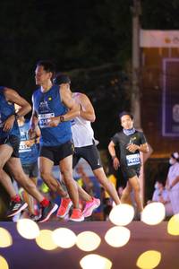 BIB: 4145, 76412
                            <button type="button" onclick="openModal(14150479)" class="btn btn-primary btn-sm float-right btn-popup" data-toggle="modal" data-target=".modal-high-quality">
                        <i class="fas fa-shopping-cart"></i> Add to Cart
                    </button>
                                            <button type="button" onclick="isThisMe(14150479, true)" class="btn btn-success btn-sm float-right btn-popup btn-isme hidden" data-toggle="tooltip" data-placement="bottom" title="นี่คือรูปของคุณใช่ไหม คลิกที่นี่เพื่อเอาเข้าอัลบั้ม">
                        <i class="fas fa-plus"></i> Add to album
                    </button>
                    <button type="button" onclick="isThisMe(14150479, false)" class="btn btn-warning btn-sm float-right btn-popup btn-isnotme hidden">
                        <i class="fas fa-ban"></i> Remove from album
                    </button>