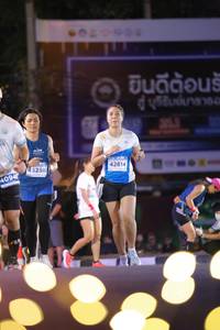 BIB: 4325, 42814, 4094
                            <button type="button" onclick="openModal(14208150)" class="btn btn-primary btn-sm float-right btn-popup" data-toggle="modal" data-target=".modal-high-quality">
                        <i class="fas fa-shopping-cart"></i> Add to Cart
                    </button>
                                            <button type="button" onclick="isThisMe(14208150, true)" class="btn btn-success btn-sm float-right btn-popup btn-isme hidden" data-toggle="tooltip" data-placement="bottom" title="นี่คือรูปของคุณใช่ไหม คลิกที่นี่เพื่อเอาเข้าอัลบั้ม">
                        <i class="fas fa-plus"></i> Add to album
                    </button>
                    <button type="button" onclick="isThisMe(14208150, false)" class="btn btn-warning btn-sm float-right btn-popup btn-isnotme hidden">
                        <i class="fas fa-ban"></i> Remove from album
                    </button>