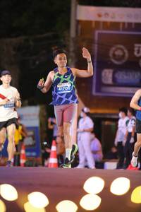 BIB: 100, 41700
                            <button type="button" onclick="openModal(14144704)" class="btn btn-primary btn-sm float-right btn-popup" data-toggle="modal" data-target=".modal-high-quality">
                        <i class="fas fa-shopping-cart"></i> Add to Cart
                    </button>
                                            <button type="button" onclick="isThisMe(14144704, true)" class="btn btn-success btn-sm float-right btn-popup btn-isme hidden" data-toggle="tooltip" data-placement="bottom" title="นี่คือรูปของคุณใช่ไหม คลิกที่นี่เพื่อเอาเข้าอัลบั้ม">
                        <i class="fas fa-plus"></i> Add to album
                    </button>
                    <button type="button" onclick="isThisMe(14144704, false)" class="btn btn-warning btn-sm float-right btn-popup btn-isnotme hidden">
                        <i class="fas fa-ban"></i> Remove from album
                    </button>