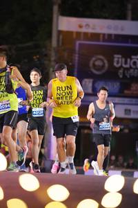 BIB: 0094, 40120, 47064
                            <button type="button" onclick="openModal(14170723)" class="btn btn-primary btn-sm float-right btn-popup" data-toggle="modal" data-target=".modal-high-quality">
                        <i class="fas fa-shopping-cart"></i> Add to Cart
                    </button>
                                            <button type="button" onclick="isThisMe(14170723, true)" class="btn btn-success btn-sm float-right btn-popup btn-isme hidden" data-toggle="tooltip" data-placement="bottom" title="นี่คือรูปของคุณใช่ไหม คลิกที่นี่เพื่อเอาเข้าอัลบั้ม">
                        <i class="fas fa-plus"></i> Add to album
                    </button>
                    <button type="button" onclick="isThisMe(14170723, false)" class="btn btn-warning btn-sm float-right btn-popup btn-isnotme hidden">
                        <i class="fas fa-ban"></i> Remove from album
                    </button>