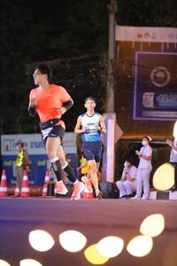 BIB: 4219, 40542
                            <button type="button" onclick="openModal(14149980)" class="btn btn-primary btn-sm float-right btn-popup" data-toggle="modal" data-target=".modal-high-quality">
                        <i class="fas fa-shopping-cart"></i> Add to Cart
                    </button>
                                            <button type="button" onclick="isThisMe(14149980, true)" class="btn btn-success btn-sm float-right btn-popup btn-isme hidden" data-toggle="tooltip" data-placement="bottom" title="นี่คือรูปของคุณใช่ไหม คลิกที่นี่เพื่อเอาเข้าอัลบั้ม">
                        <i class="fas fa-plus"></i> Add to album
                    </button>
                    <button type="button" onclick="isThisMe(14149980, false)" class="btn btn-warning btn-sm float-right btn-popup btn-isnotme hidden">
                        <i class="fas fa-ban"></i> Remove from album
                    </button>