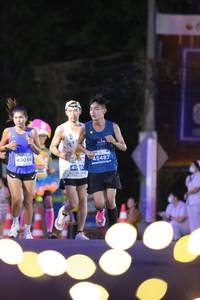 BIB: 43056, 45487
                            <button type="button" onclick="openModal(14140570)" class="btn btn-primary btn-sm float-right btn-popup" data-toggle="modal" data-target=".modal-high-quality">
                        <i class="fas fa-shopping-cart"></i> Add to Cart
                    </button>
                                            <button type="button" onclick="isThisMe(14140570, true)" class="btn btn-success btn-sm float-right btn-popup btn-isme hidden" data-toggle="tooltip" data-placement="bottom" title="นี่คือรูปของคุณใช่ไหม คลิกที่นี่เพื่อเอาเข้าอัลบั้ม">
                        <i class="fas fa-plus"></i> Add to album
                    </button>
                    <button type="button" onclick="isThisMe(14140570, false)" class="btn btn-warning btn-sm float-right btn-popup btn-isnotme hidden">
                        <i class="fas fa-ban"></i> Remove from album
                    </button>