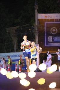 BIB: 4215, 141647
                            <button type="button" onclick="openModal(14150066)" class="btn btn-primary btn-sm float-right btn-popup" data-toggle="modal" data-target=".modal-high-quality">
                        <i class="fas fa-shopping-cart"></i> Add to Cart
                    </button>
                                            <button type="button" onclick="isThisMe(14150066, true)" class="btn btn-success btn-sm float-right btn-popup btn-isme hidden" data-toggle="tooltip" data-placement="bottom" title="นี่คือรูปของคุณใช่ไหม คลิกที่นี่เพื่อเอาเข้าอัลบั้ม">
                        <i class="fas fa-plus"></i> Add to album
                    </button>
                    <button type="button" onclick="isThisMe(14150066, false)" class="btn btn-warning btn-sm float-right btn-popup btn-isnotme hidden">
                        <i class="fas fa-ban"></i> Remove from album
                    </button>