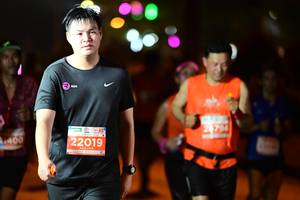 BIB: 2794, 400, 22019
                            <button type="button" onclick="openModal(14026648)" class="btn btn-primary btn-sm float-right btn-popup" data-toggle="modal" data-target=".modal-high-quality">
                        <i class="fas fa-shopping-cart"></i> Add to Cart
                    </button>
                                            <button type="button" onclick="isThisMe(14026648, true)" class="btn btn-success btn-sm float-right btn-popup btn-isme hidden" data-toggle="tooltip" data-placement="bottom" title="นี่คือรูปของคุณใช่ไหม คลิกที่นี่เพื่อเอาเข้าอัลบั้ม">
                        <i class="fas fa-plus"></i> Add to album
                    </button>
                    <button type="button" onclick="isThisMe(14026648, false)" class="btn btn-warning btn-sm float-right btn-popup btn-isnotme hidden">
                        <i class="fas fa-ban"></i> Remove from album
                    </button>