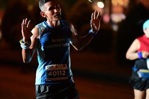 BIB: 4197
                            <button type="button" onclick="openModal(13801311)" class="btn btn-primary btn-sm float-right btn-popup" data-toggle="modal" data-target=".modal-high-quality">
                        <i class="fas fa-shopping-cart"></i> Add to Cart
                    </button>
                                            <button type="button" onclick="isThisMe(13801311, true)" class="btn btn-success btn-sm float-right btn-popup btn-isme hidden" data-toggle="tooltip" data-placement="bottom" title="นี่คือรูปของคุณใช่ไหม คลิกที่นี่เพื่อเอาเข้าอัลบั้ม">
                        <i class="fas fa-plus"></i> Add to album
                    </button>
                    <button type="button" onclick="isThisMe(13801311, false)" class="btn btn-warning btn-sm float-right btn-popup btn-isnotme hidden">
                        <i class="fas fa-ban"></i> Remove from album
                    </button>