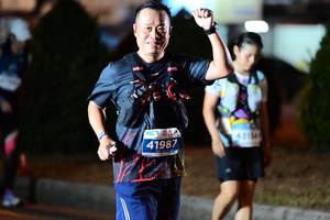 BIB: 473
                            <button type="button" onclick="openModal(13802153)" class="btn btn-primary btn-sm float-right btn-popup" data-toggle="modal" data-target=".modal-high-quality">
                        <i class="fas fa-shopping-cart"></i> Add to Cart
                    </button>
                                            <button type="button" onclick="isThisMe(13802153, true)" class="btn btn-success btn-sm float-right btn-popup btn-isme hidden" data-toggle="tooltip" data-placement="bottom" title="นี่คือรูปของคุณใช่ไหม คลิกที่นี่เพื่อเอาเข้าอัลบั้ม">
                        <i class="fas fa-plus"></i> Add to album
                    </button>
                    <button type="button" onclick="isThisMe(13802153, false)" class="btn btn-warning btn-sm float-right btn-popup btn-isnotme hidden">
                        <i class="fas fa-ban"></i> Remove from album
                    </button>