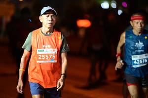 BIB: 25575, 42515
                            <button type="button" onclick="openModal(14087756)" class="btn btn-primary btn-sm float-right btn-popup" data-toggle="modal" data-target=".modal-high-quality">
                        <i class="fas fa-shopping-cart"></i> Add to Cart
                    </button>
                                            <button type="button" onclick="isThisMe(14087756, true)" class="btn btn-success btn-sm float-right btn-popup btn-isme hidden" data-toggle="tooltip" data-placement="bottom" title="นี่คือรูปของคุณใช่ไหม คลิกที่นี่เพื่อเอาเข้าอัลบั้ม">
                        <i class="fas fa-plus"></i> Add to album
                    </button>
                    <button type="button" onclick="isThisMe(14087756, false)" class="btn btn-warning btn-sm float-right btn-popup btn-isnotme hidden">
                        <i class="fas fa-ban"></i> Remove from album
                    </button>