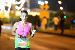 BIB: 21000
                            <button type="button" onclick="openModal(15844825)" class="btn btn-primary btn-sm float-right btn-popup" data-toggle="modal" data-target=".modal-high-quality">
                        <i class="fas fa-shopping-cart"></i> Add to Cart
                    </button>
                                            <button type="button" onclick="isThisMe(15844825, true)" class="btn btn-success btn-sm float-right btn-popup btn-isme hidden" data-toggle="tooltip" data-placement="bottom" title="นี่คือรูปของคุณใช่ไหม คลิกที่นี่เพื่อเอาเข้าอัลบั้ม">
                        <i class="fas fa-plus"></i> Add to album
                    </button>
                    <button type="button" onclick="isThisMe(15844825, false)" class="btn btn-warning btn-sm float-right btn-popup btn-isnotme hidden">
                        <i class="fas fa-ban"></i> Remove from album
                    </button>