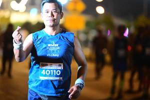 BIB: 20721
                            <button type="button" onclick="openModal(13807104)" class="btn btn-primary btn-sm float-right btn-popup" data-toggle="modal" data-target=".modal-high-quality">
                        <i class="fas fa-shopping-cart"></i> Add to Cart
                    </button>
                                            <button type="button" onclick="isThisMe(13807104, true)" class="btn btn-success btn-sm float-right btn-popup btn-isme hidden" data-toggle="tooltip" data-placement="bottom" title="นี่คือรูปของคุณใช่ไหม คลิกที่นี่เพื่อเอาเข้าอัลบั้ม">
                        <i class="fas fa-plus"></i> Add to album
                    </button>
                    <button type="button" onclick="isThisMe(13807104, false)" class="btn btn-warning btn-sm float-right btn-popup btn-isnotme hidden">
                        <i class="fas fa-ban"></i> Remove from album
                    </button>