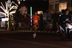 BIB: 76223
                            <button type="button" onclick="openModal(14468571)" class="btn btn-primary btn-sm float-right btn-popup" data-toggle="modal" data-target=".modal-high-quality">
                        <i class="fas fa-shopping-cart"></i> Add to Cart
                    </button>
                                            <button type="button" onclick="isThisMe(14468571, true)" class="btn btn-success btn-sm float-right btn-popup btn-isme hidden" data-toggle="tooltip" data-placement="bottom" title="นี่คือรูปของคุณใช่ไหม คลิกที่นี่เพื่อเอาเข้าอัลบั้ม">
                        <i class="fas fa-plus"></i> Add to album
                    </button>
                    <button type="button" onclick="isThisMe(14468571, false)" class="btn btn-warning btn-sm float-right btn-popup btn-isnotme hidden">
                        <i class="fas fa-ban"></i> Remove from album
                    </button>