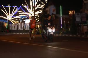 BIB: 
                            <button type="button" onclick="openModal(14468811)" class="btn btn-primary btn-sm float-right btn-popup" data-toggle="modal" data-target=".modal-high-quality">
                        <i class="fas fa-shopping-cart"></i> Add to Cart
                    </button>
                                            <button type="button" onclick="isThisMe(14468811, true)" class="btn btn-success btn-sm float-right btn-popup btn-isme hidden" data-toggle="tooltip" data-placement="bottom" title="นี่คือรูปของคุณใช่ไหม คลิกที่นี่เพื่อเอาเข้าอัลบั้ม">
                        <i class="fas fa-plus"></i> Add to album
                    </button>
                    <button type="button" onclick="isThisMe(14468811, false)" class="btn btn-warning btn-sm float-right btn-popup btn-isnotme hidden">
                        <i class="fas fa-ban"></i> Remove from album
                    </button>