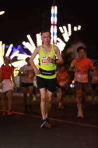 BIB: 210, 104, 78173
                            <button type="button" onclick="openModal(14602475)" class="btn btn-primary btn-sm float-right btn-popup" data-toggle="modal" data-target=".modal-high-quality">
                        <i class="fas fa-shopping-cart"></i> Add to Cart
                    </button>
                                            <button type="button" onclick="isThisMe(14602475, true)" class="btn btn-success btn-sm float-right btn-popup btn-isme hidden" data-toggle="tooltip" data-placement="bottom" title="นี่คือรูปของคุณใช่ไหม คลิกที่นี่เพื่อเอาเข้าอัลบั้ม">
                        <i class="fas fa-plus"></i> Add to album
                    </button>
                    <button type="button" onclick="isThisMe(14602475, false)" class="btn btn-warning btn-sm float-right btn-popup btn-isnotme hidden">
                        <i class="fas fa-ban"></i> Remove from album
                    </button>