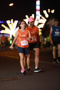 BIB: 829, 28215
                            <button type="button" onclick="openModal(14850014)" class="btn btn-primary btn-sm float-right btn-popup" data-toggle="modal" data-target=".modal-high-quality">
                        <i class="fas fa-shopping-cart"></i> Add to Cart
                    </button>
                                            <button type="button" onclick="isThisMe(14850014, true)" class="btn btn-success btn-sm float-right btn-popup btn-isme hidden" data-toggle="tooltip" data-placement="bottom" title="นี่คือรูปของคุณใช่ไหม คลิกที่นี่เพื่อเอาเข้าอัลบั้ม">
                        <i class="fas fa-plus"></i> Add to album
                    </button>
                    <button type="button" onclick="isThisMe(14850014, false)" class="btn btn-warning btn-sm float-right btn-popup btn-isnotme hidden">
                        <i class="fas fa-ban"></i> Remove from album
                    </button>
