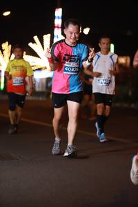 BIB: 40826
                            <button type="button" onclick="openModal(14911963)" class="btn btn-primary btn-sm float-right btn-popup" data-toggle="modal" data-target=".modal-high-quality">
                        <i class="fas fa-shopping-cart"></i> Add to Cart
                    </button>
                                            <button type="button" onclick="isThisMe(14911963, true)" class="btn btn-success btn-sm float-right btn-popup btn-isme hidden" data-toggle="tooltip" data-placement="bottom" title="นี่คือรูปของคุณใช่ไหม คลิกที่นี่เพื่อเอาเข้าอัลบั้ม">
                        <i class="fas fa-plus"></i> Add to album
                    </button>
                    <button type="button" onclick="isThisMe(14911963, false)" class="btn btn-warning btn-sm float-right btn-popup btn-isnotme hidden">
                        <i class="fas fa-ban"></i> Remove from album
                    </button>