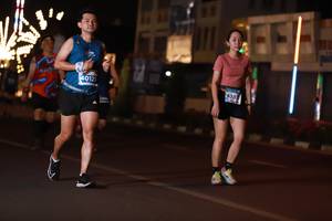BIB: 012, 4781
                            <button type="button" onclick="openModal(14920805)" class="btn btn-primary btn-sm float-right btn-popup" data-toggle="modal" data-target=".modal-high-quality">
                        <i class="fas fa-shopping-cart"></i> Add to Cart
                    </button>
                                            <button type="button" onclick="isThisMe(14920805, true)" class="btn btn-success btn-sm float-right btn-popup btn-isme hidden" data-toggle="tooltip" data-placement="bottom" title="นี่คือรูปของคุณใช่ไหม คลิกที่นี่เพื่อเอาเข้าอัลบั้ม">
                        <i class="fas fa-plus"></i> Add to album
                    </button>
                    <button type="button" onclick="isThisMe(14920805, false)" class="btn btn-warning btn-sm float-right btn-popup btn-isnotme hidden">
                        <i class="fas fa-ban"></i> Remove from album
                    </button>