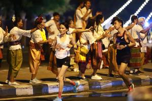 BIB: 22950
                            <button type="button" onclick="openModal(15182517)" class="btn btn-primary btn-sm float-right btn-popup" data-toggle="modal" data-target=".modal-high-quality">
                        <i class="fas fa-shopping-cart"></i> Add to Cart
                    </button>
                                            <button type="button" onclick="isThisMe(15182517, true)" class="btn btn-success btn-sm float-right btn-popup btn-isme hidden" data-toggle="tooltip" data-placement="bottom" title="นี่คือรูปของคุณใช่ไหม คลิกที่นี่เพื่อเอาเข้าอัลบั้ม">
                        <i class="fas fa-plus"></i> Add to album
                    </button>
                    <button type="button" onclick="isThisMe(15182517, false)" class="btn btn-warning btn-sm float-right btn-popup btn-isnotme hidden">
                        <i class="fas fa-ban"></i> Remove from album
                    </button>