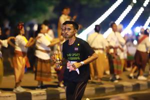 BIB: 
                            <button type="button" onclick="openModal(15183087)" class="btn btn-primary btn-sm float-right btn-popup" data-toggle="modal" data-target=".modal-high-quality">
                        <i class="fas fa-shopping-cart"></i> Add to Cart
                    </button>
                                            <button type="button" onclick="isThisMe(15183087, true)" class="btn btn-success btn-sm float-right btn-popup btn-isme hidden" data-toggle="tooltip" data-placement="bottom" title="นี่คือรูปของคุณใช่ไหม คลิกที่นี่เพื่อเอาเข้าอัลบั้ม">
                        <i class="fas fa-plus"></i> Add to album
                    </button>
                    <button type="button" onclick="isThisMe(15183087, false)" class="btn btn-warning btn-sm float-right btn-popup btn-isnotme hidden">
                        <i class="fas fa-ban"></i> Remove from album
                    </button>