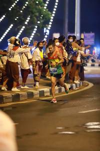 BIB: 45417
                            <button type="button" onclick="openModal(15180428)" class="btn btn-primary btn-sm float-right btn-popup" data-toggle="modal" data-target=".modal-high-quality">
                        <i class="fas fa-shopping-cart"></i> Add to Cart
                    </button>
                                            <button type="button" onclick="isThisMe(15180428, true)" class="btn btn-success btn-sm float-right btn-popup btn-isme hidden" data-toggle="tooltip" data-placement="bottom" title="นี่คือรูปของคุณใช่ไหม คลิกที่นี่เพื่อเอาเข้าอัลบั้ม">
                        <i class="fas fa-plus"></i> Add to album
                    </button>
                    <button type="button" onclick="isThisMe(15180428, false)" class="btn btn-warning btn-sm float-right btn-popup btn-isnotme hidden">
                        <i class="fas fa-ban"></i> Remove from album
                    </button>