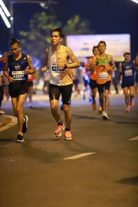BIB: 422, 42501
                            <button type="button" onclick="openModal(15199864)" class="btn btn-primary btn-sm float-right btn-popup" data-toggle="modal" data-target=".modal-high-quality">
                        <i class="fas fa-shopping-cart"></i> Add to Cart
                    </button>
                                            <button type="button" onclick="isThisMe(15199864, true)" class="btn btn-success btn-sm float-right btn-popup btn-isme hidden" data-toggle="tooltip" data-placement="bottom" title="นี่คือรูปของคุณใช่ไหม คลิกที่นี่เพื่อเอาเข้าอัลบั้ม">
                        <i class="fas fa-plus"></i> Add to album
                    </button>
                    <button type="button" onclick="isThisMe(15199864, false)" class="btn btn-warning btn-sm float-right btn-popup btn-isnotme hidden">
                        <i class="fas fa-ban"></i> Remove from album
                    </button>