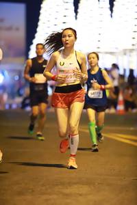 BIB: 44119
                            <button type="button" onclick="openModal(15217584)" class="btn btn-primary btn-sm float-right btn-popup" data-toggle="modal" data-target=".modal-high-quality">
                        <i class="fas fa-shopping-cart"></i> Add to Cart
                    </button>
                                            <button type="button" onclick="isThisMe(15217584, true)" class="btn btn-success btn-sm float-right btn-popup btn-isme hidden" data-toggle="tooltip" data-placement="bottom" title="นี่คือรูปของคุณใช่ไหม คลิกที่นี่เพื่อเอาเข้าอัลบั้ม">
                        <i class="fas fa-plus"></i> Add to album
                    </button>
                    <button type="button" onclick="isThisMe(15217584, false)" class="btn btn-warning btn-sm float-right btn-popup btn-isnotme hidden">
                        <i class="fas fa-ban"></i> Remove from album
                    </button>
