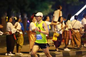 BIB: 40679
                            <button type="button" onclick="openModal(15183209)" class="btn btn-primary btn-sm float-right btn-popup" data-toggle="modal" data-target=".modal-high-quality">
                        <i class="fas fa-shopping-cart"></i> Add to Cart
                    </button>
                                            <button type="button" onclick="isThisMe(15183209, true)" class="btn btn-success btn-sm float-right btn-popup btn-isme hidden" data-toggle="tooltip" data-placement="bottom" title="นี่คือรูปของคุณใช่ไหม คลิกที่นี่เพื่อเอาเข้าอัลบั้ม">
                        <i class="fas fa-plus"></i> Add to album
                    </button>
                    <button type="button" onclick="isThisMe(15183209, false)" class="btn btn-warning btn-sm float-right btn-popup btn-isnotme hidden">
                        <i class="fas fa-ban"></i> Remove from album
                    </button>