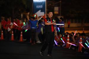 BIB: 533
                            <button type="button" onclick="openModal(15355518)" class="btn btn-primary btn-sm float-right btn-popup" data-toggle="modal" data-target=".modal-high-quality">
                        <i class="fas fa-shopping-cart"></i> Add to Cart
                    </button>
                                            <button type="button" onclick="isThisMe(15355518, true)" class="btn btn-success btn-sm float-right btn-popup btn-isme hidden" data-toggle="tooltip" data-placement="bottom" title="นี่คือรูปของคุณใช่ไหม คลิกที่นี่เพื่อเอาเข้าอัลบั้ม">
                        <i class="fas fa-plus"></i> Add to album
                    </button>
                    <button type="button" onclick="isThisMe(15355518, false)" class="btn btn-warning btn-sm float-right btn-popup btn-isnotme hidden">
                        <i class="fas fa-ban"></i> Remove from album
                    </button>