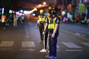 BIB: 
                            <button type="button" onclick="openModal(15355528)" class="btn btn-primary btn-sm float-right btn-popup" data-toggle="modal" data-target=".modal-high-quality">
                        <i class="fas fa-shopping-cart"></i> Add to Cart
                    </button>
                                            <button type="button" onclick="isThisMe(15355528, true)" class="btn btn-success btn-sm float-right btn-popup btn-isme hidden" data-toggle="tooltip" data-placement="bottom" title="นี่คือรูปของคุณใช่ไหม คลิกที่นี่เพื่อเอาเข้าอัลบั้ม">
                        <i class="fas fa-plus"></i> Add to album
                    </button>
                    <button type="button" onclick="isThisMe(15355528, false)" class="btn btn-warning btn-sm float-right btn-popup btn-isnotme hidden">
                        <i class="fas fa-ban"></i> Remove from album
                    </button>