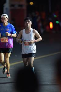 BIB: 74215, 256
                            <button type="button" onclick="openModal(15653868)" class="btn btn-primary btn-sm float-right btn-popup" data-toggle="modal" data-target=".modal-high-quality">
                        <i class="fas fa-shopping-cart"></i> Add to Cart
                    </button>
                                            <button type="button" onclick="isThisMe(15653868, true)" class="btn btn-success btn-sm float-right btn-popup btn-isme hidden" data-toggle="tooltip" data-placement="bottom" title="นี่คือรูปของคุณใช่ไหม คลิกที่นี่เพื่อเอาเข้าอัลบั้ม">
                        <i class="fas fa-plus"></i> Add to album
                    </button>
                    <button type="button" onclick="isThisMe(15653868, false)" class="btn btn-warning btn-sm float-right btn-popup btn-isnotme hidden">
                        <i class="fas fa-ban"></i> Remove from album
                    </button>