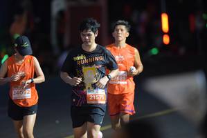 BIB: 885, 24092, 21571
                            <button type="button" onclick="openModal(15654443)" class="btn btn-primary btn-sm float-right btn-popup" data-toggle="modal" data-target=".modal-high-quality">
                        <i class="fas fa-shopping-cart"></i> Add to Cart
                    </button>
                                            <button type="button" onclick="isThisMe(15654443, true)" class="btn btn-success btn-sm float-right btn-popup btn-isme hidden" data-toggle="tooltip" data-placement="bottom" title="นี่คือรูปของคุณใช่ไหม คลิกที่นี่เพื่อเอาเข้าอัลบั้ม">
                        <i class="fas fa-plus"></i> Add to album
                    </button>
                    <button type="button" onclick="isThisMe(15654443, false)" class="btn btn-warning btn-sm float-right btn-popup btn-isnotme hidden">
                        <i class="fas fa-ban"></i> Remove from album
                    </button>