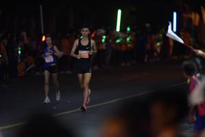 BIB: 206
                            <button type="button" onclick="openModal(15653006)" class="btn btn-primary btn-sm float-right btn-popup" data-toggle="modal" data-target=".modal-high-quality">
                        <i class="fas fa-shopping-cart"></i> Add to Cart
                    </button>
                                            <button type="button" onclick="isThisMe(15653006, true)" class="btn btn-success btn-sm float-right btn-popup btn-isme hidden" data-toggle="tooltip" data-placement="bottom" title="นี่คือรูปของคุณใช่ไหม คลิกที่นี่เพื่อเอาเข้าอัลบั้ม">
                        <i class="fas fa-plus"></i> Add to album
                    </button>
                    <button type="button" onclick="isThisMe(15653006, false)" class="btn btn-warning btn-sm float-right btn-popup btn-isnotme hidden">
                        <i class="fas fa-ban"></i> Remove from album
                    </button>
