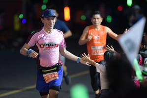 BIB: 0725, 27562
                            <button type="button" onclick="openModal(14390076)" class="btn btn-primary btn-sm float-right btn-popup" data-toggle="modal" data-target=".modal-high-quality">
                        <i class="fas fa-shopping-cart"></i> Add to Cart
                    </button>
                                            <button type="button" onclick="isThisMe(14390076, true)" class="btn btn-success btn-sm float-right btn-popup btn-isme hidden" data-toggle="tooltip" data-placement="bottom" title="นี่คือรูปของคุณใช่ไหม คลิกที่นี่เพื่อเอาเข้าอัลบั้ม">
                        <i class="fas fa-plus"></i> Add to album
                    </button>
                    <button type="button" onclick="isThisMe(14390076, false)" class="btn btn-warning btn-sm float-right btn-popup btn-isnotme hidden">
                        <i class="fas fa-ban"></i> Remove from album
                    </button>