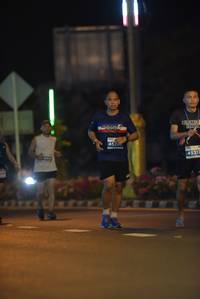 BIB: 452, 45317
                            <button type="button" onclick="openModal(14680105)" class="btn btn-primary btn-sm float-right btn-popup" data-toggle="modal" data-target=".modal-high-quality">
                        <i class="fas fa-shopping-cart"></i> Add to Cart
                    </button>
                                            <button type="button" onclick="isThisMe(14680105, true)" class="btn btn-success btn-sm float-right btn-popup btn-isme hidden" data-toggle="tooltip" data-placement="bottom" title="นี่คือรูปของคุณใช่ไหม คลิกที่นี่เพื่อเอาเข้าอัลบั้ม">
                        <i class="fas fa-plus"></i> Add to album
                    </button>
                    <button type="button" onclick="isThisMe(14680105, false)" class="btn btn-warning btn-sm float-right btn-popup btn-isnotme hidden">
                        <i class="fas fa-ban"></i> Remove from album
                    </button>