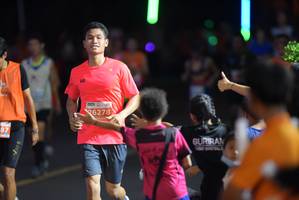 BIB: 26278
                            <button type="button" onclick="openModal(14387910)" class="btn btn-primary btn-sm float-right btn-popup" data-toggle="modal" data-target=".modal-high-quality">
                        <i class="fas fa-shopping-cart"></i> Add to Cart
                    </button>
                                            <button type="button" onclick="isThisMe(14387910, true)" class="btn btn-success btn-sm float-right btn-popup btn-isme hidden" data-toggle="tooltip" data-placement="bottom" title="นี่คือรูปของคุณใช่ไหม คลิกที่นี่เพื่อเอาเข้าอัลบั้ม">
                        <i class="fas fa-plus"></i> Add to album
                    </button>
                    <button type="button" onclick="isThisMe(14387910, false)" class="btn btn-warning btn-sm float-right btn-popup btn-isnotme hidden">
                        <i class="fas fa-ban"></i> Remove from album
                    </button>