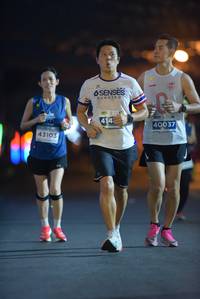 BIB: 414, 40037, 43103
                            <button type="button" onclick="openModal(14677138)" class="btn btn-primary btn-sm float-right btn-popup" data-toggle="modal" data-target=".modal-high-quality">
                        <i class="fas fa-shopping-cart"></i> Add to Cart
                    </button>
                                            <button type="button" onclick="isThisMe(14677138, true)" class="btn btn-success btn-sm float-right btn-popup btn-isme hidden" data-toggle="tooltip" data-placement="bottom" title="นี่คือรูปของคุณใช่ไหม คลิกที่นี่เพื่อเอาเข้าอัลบั้ม">
                        <i class="fas fa-plus"></i> Add to album
                    </button>
                    <button type="button" onclick="isThisMe(14677138, false)" class="btn btn-warning btn-sm float-right btn-popup btn-isnotme hidden">
                        <i class="fas fa-ban"></i> Remove from album
                    </button>