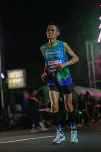 BIB: 463
                            <button type="button" onclick="openModal(15328921)" class="btn btn-primary btn-sm float-right btn-popup" data-toggle="modal" data-target=".modal-high-quality">
                        <i class="fas fa-shopping-cart"></i> Add to Cart
                    </button>
                                            <button type="button" onclick="isThisMe(15328921, true)" class="btn btn-success btn-sm float-right btn-popup btn-isme hidden" data-toggle="tooltip" data-placement="bottom" title="นี่คือรูปของคุณใช่ไหม คลิกที่นี่เพื่อเอาเข้าอัลบั้ม">
                        <i class="fas fa-plus"></i> Add to album
                    </button>
                    <button type="button" onclick="isThisMe(15328921, false)" class="btn btn-warning btn-sm float-right btn-popup btn-isnotme hidden">
                        <i class="fas fa-ban"></i> Remove from album
                    </button>