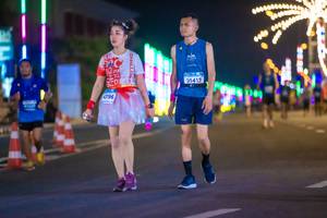 BIB: 31412, 43196
                            <button type="button" onclick="openModal(15628537)" class="btn btn-primary btn-sm float-right btn-popup" data-toggle="modal" data-target=".modal-high-quality">
                        <i class="fas fa-shopping-cart"></i> Add to Cart
                    </button>
                                            <button type="button" onclick="isThisMe(15628537, true)" class="btn btn-success btn-sm float-right btn-popup btn-isme hidden" data-toggle="tooltip" data-placement="bottom" title="นี่คือรูปของคุณใช่ไหม คลิกที่นี่เพื่อเอาเข้าอัลบั้ม">
                        <i class="fas fa-plus"></i> Add to album
                    </button>
                    <button type="button" onclick="isThisMe(15628537, false)" class="btn btn-warning btn-sm float-right btn-popup btn-isnotme hidden">
                        <i class="fas fa-ban"></i> Remove from album
                    </button>
