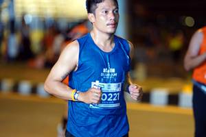 BIB: 0221
                            <button type="button" onclick="openModal(15230870)" class="btn btn-primary btn-sm float-right btn-popup" data-toggle="modal" data-target=".modal-high-quality">
                        <i class="fas fa-shopping-cart"></i> Add to Cart
                    </button>
                                            <button type="button" onclick="isThisMe(15230870, true)" class="btn btn-success btn-sm float-right btn-popup btn-isme hidden" data-toggle="tooltip" data-placement="bottom" title="นี่คือรูปของคุณใช่ไหม คลิกที่นี่เพื่อเอาเข้าอัลบั้ม">
                        <i class="fas fa-plus"></i> Add to album
                    </button>
                    <button type="button" onclick="isThisMe(15230870, false)" class="btn btn-warning btn-sm float-right btn-popup btn-isnotme hidden">
                        <i class="fas fa-ban"></i> Remove from album
                    </button>